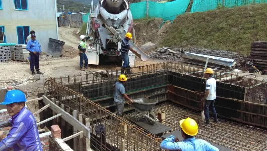 Ejecución de placa y muros estructurales